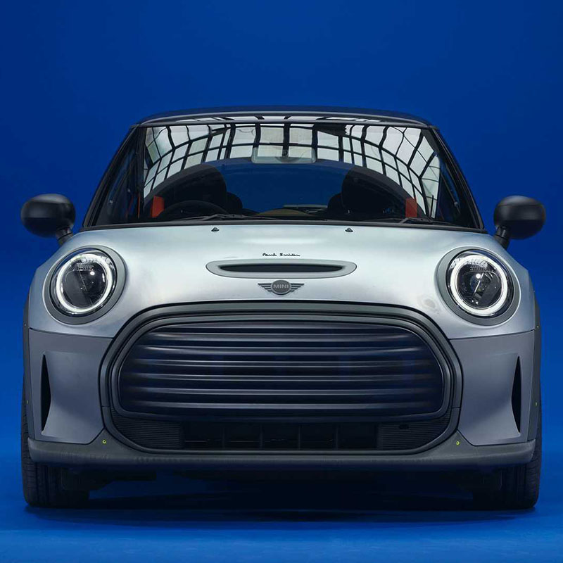 Paul Smith ontwerpt Mini Strip