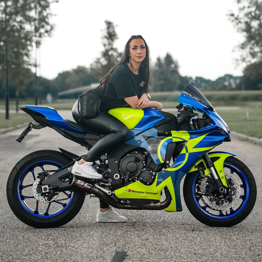Deze brute Yamaha R1 is erbij