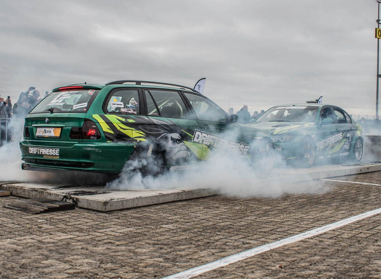 Burnouts tijdens Hart voor Autos ShowTime