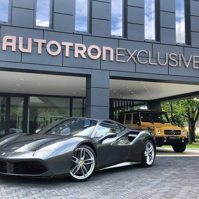 BEZOEK OP ZATERDAG AUTOTRON EXCLUSIVE