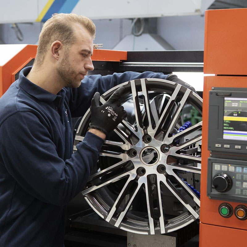 VELGSCHADE REPARATIE TWV €600
